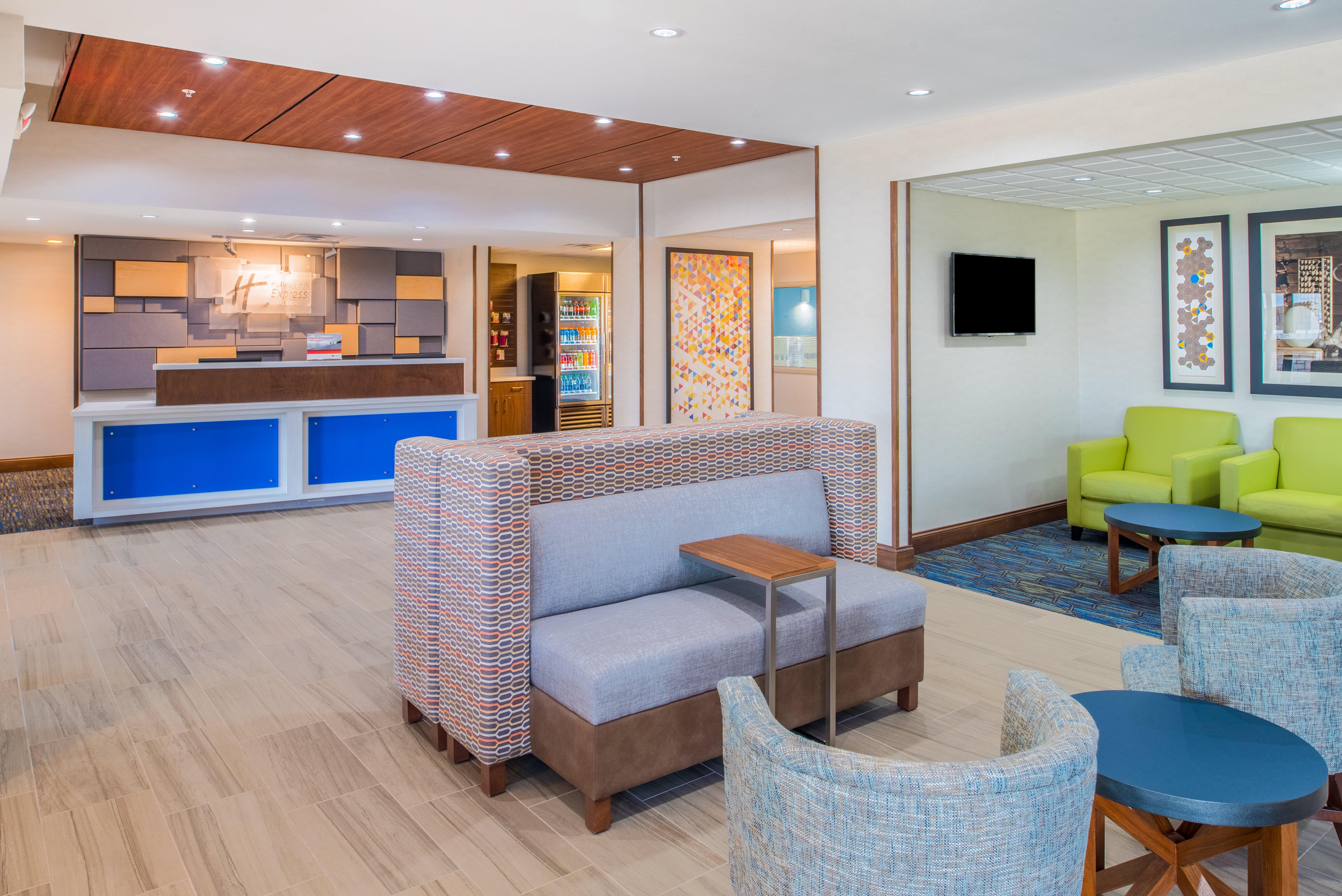Holiday Inn Express Hotel & Suites Bismarck By Ihg Ngoại thất bức ảnh