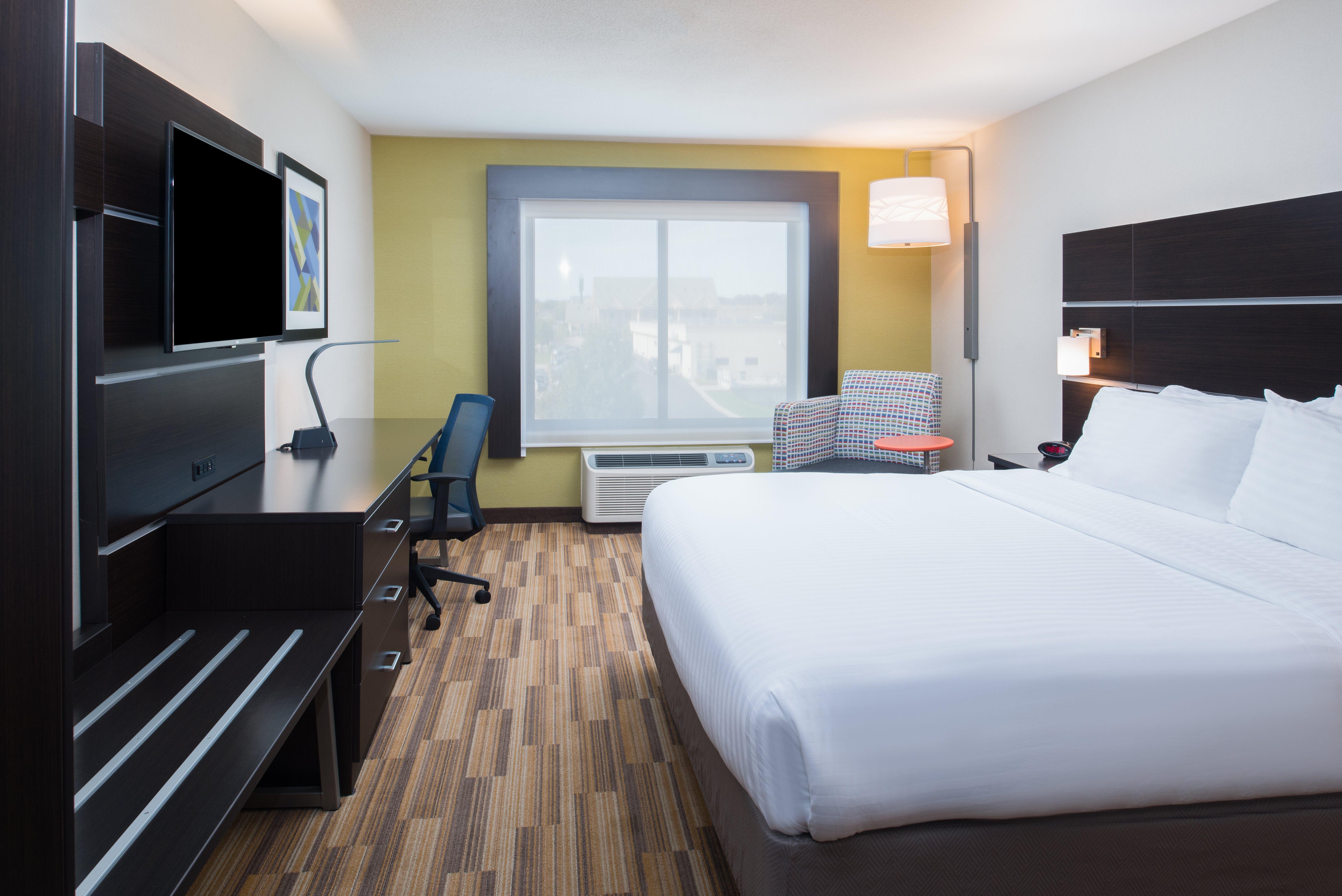 Holiday Inn Express Hotel & Suites Bismarck By Ihg Ngoại thất bức ảnh