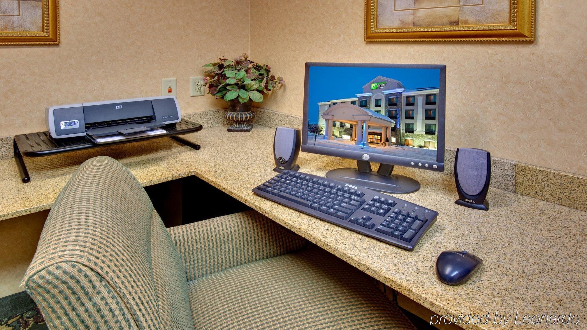Holiday Inn Express Hotel & Suites Bismarck By Ihg Tiện nghi bức ảnh